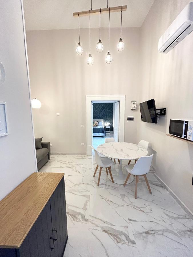 Naples Apartment Plebiscito ภายนอก รูปภาพ