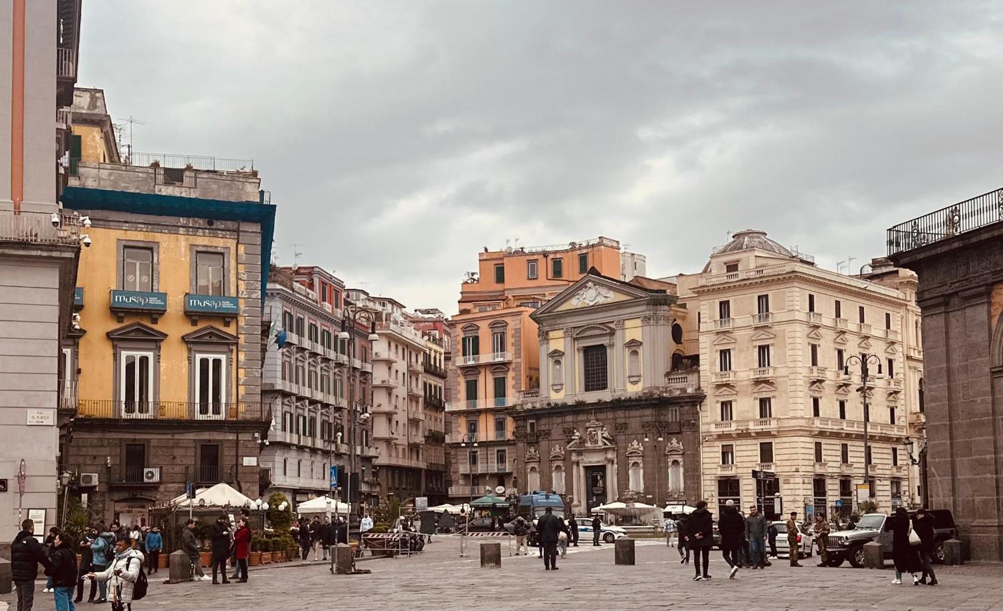 Naples Apartment Plebiscito ภายนอก รูปภาพ
