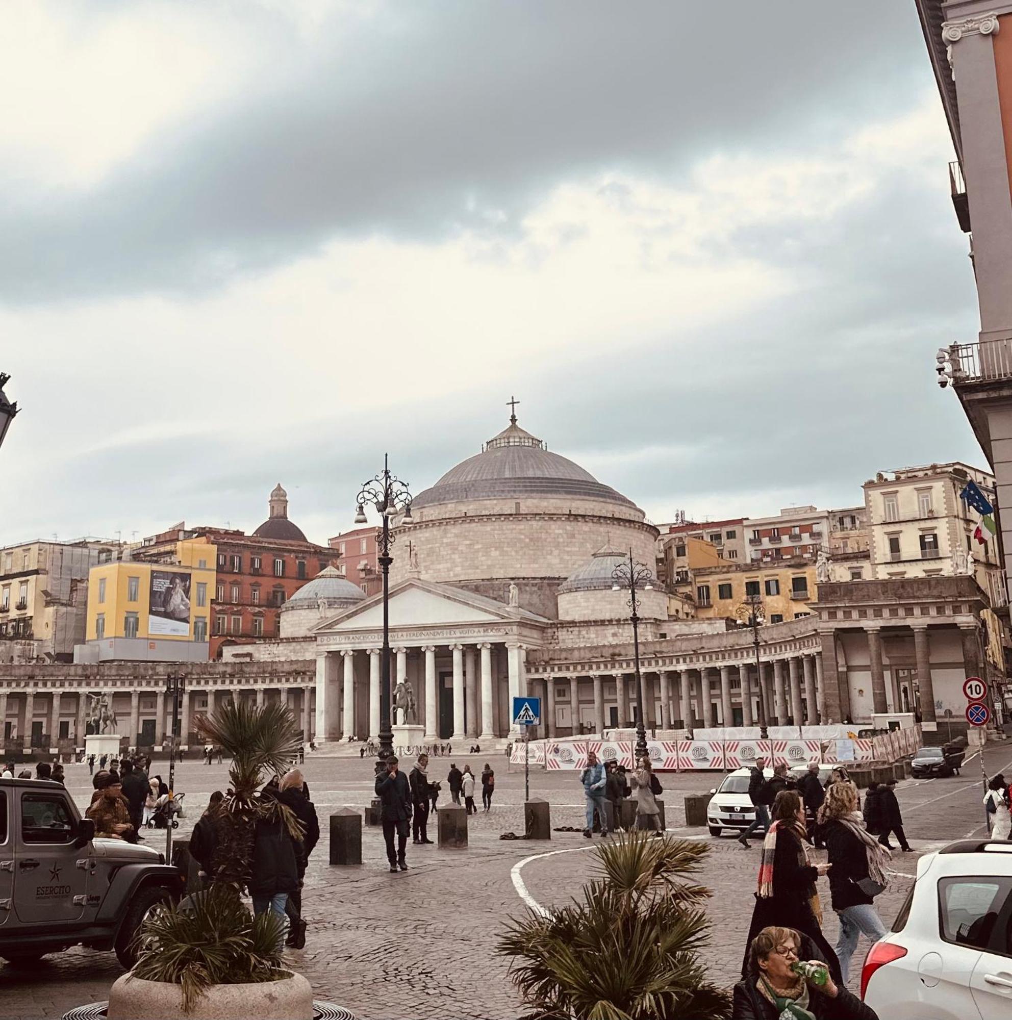 Naples Apartment Plebiscito ภายนอก รูปภาพ